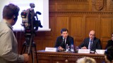 Workblog: V.T. - Secret Area - Parlament premier